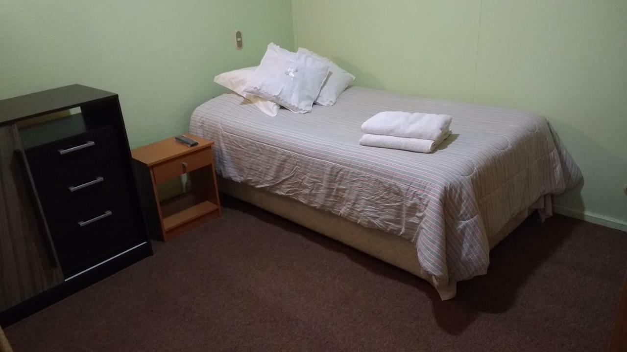 Hostal El Toque De Pilar Punta Arenas Exterior foto